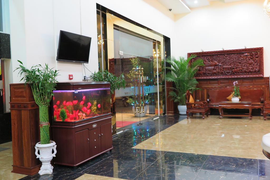 Huang Ting Hotel Phnom Penh Esterno foto