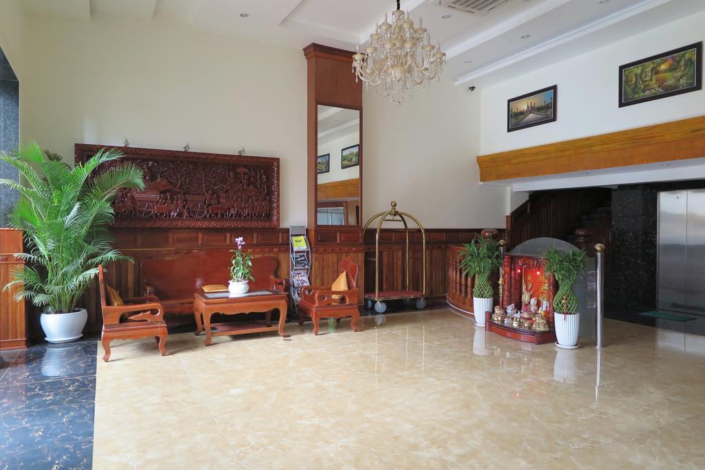 Huang Ting Hotel Phnom Penh Esterno foto